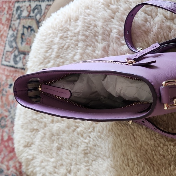 NWOT Dooney & Bourke Lavender Saffiano Leather Crossbody Bag ๐ - Picture 10 of 17